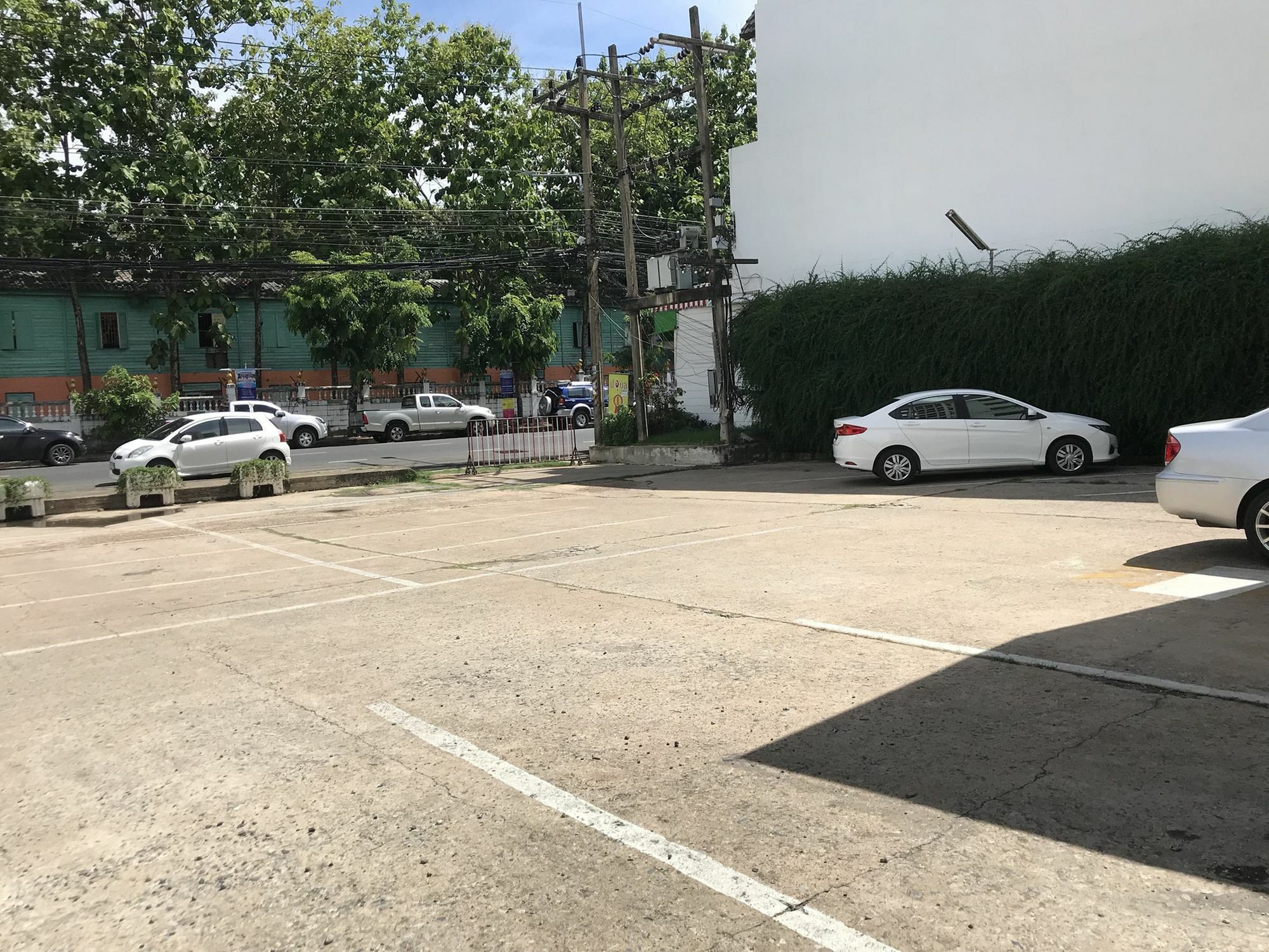 אובון רטצ'תאני Bordin Hotel מראה חיצוני תמונה